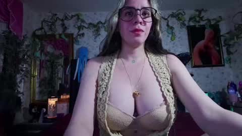 Snapshot of elizabeth77_ chatting on October 9, 10:21 am Elizabeth online show from October 9, 10:21 am