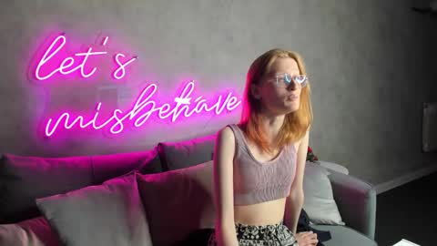 Snapshot of elizabeth_harpper chatting on January 29, 2:10 pm Elizabeth online show from January 29, 2:10 pm