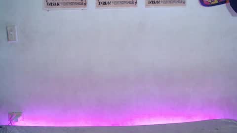 Elizabeth Taylor online show from March 2, 2:41 am