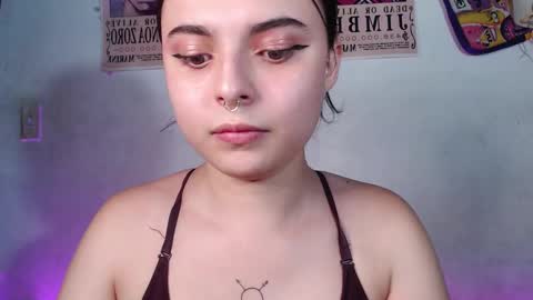 Elizabeth Taylor online show from January 6, 12:05 am