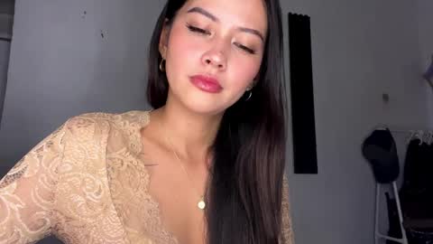 May online show from April 3, 4:36 pm