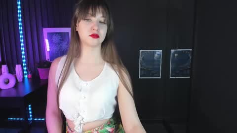 Snapshot of elizamild chatting on March 11, 4:51 pm Eliza online show from March 11, 4:51 pm