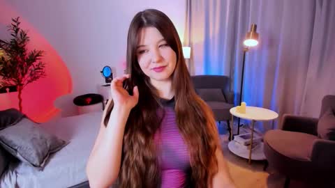 Eliza online show from March 4, 1:19 pm