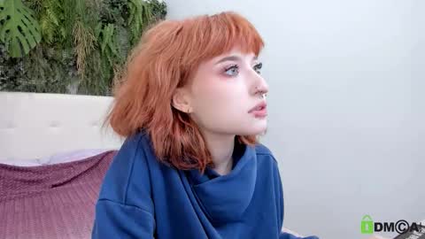 Snapshot of elizanik chatting on October 2, 9:02 pm Eliza online show from October 2, 9:02 pm