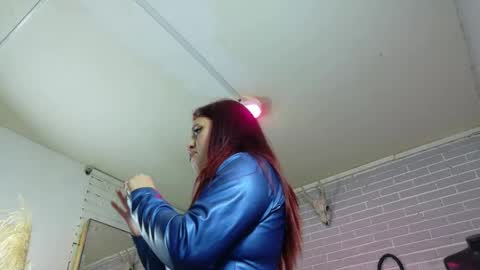   online show from December 17, 8:48 pm