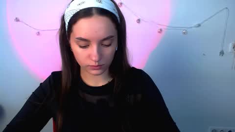 elizsun online show from March 13, 9:12 am