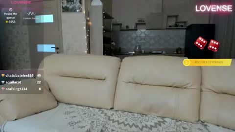 Snapshot of elizsweet chatting on September 16, 6:00 pm Eliz online show from September 16, 6:00 pm