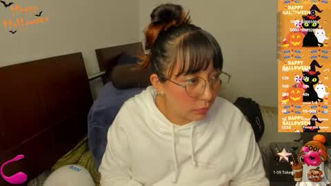 Snapshot of ella_harry chatting on October 10, 2:17 am Ella and Harry online show from October 10, 2:17 am