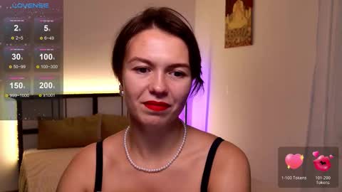 ellacanny online show from October 17, 5:44 am