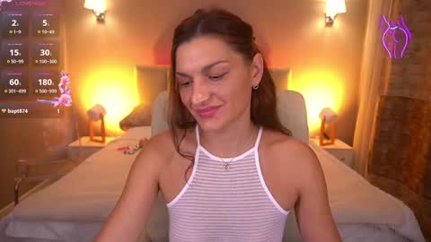 Ella online show from September 11, 9:16 pm