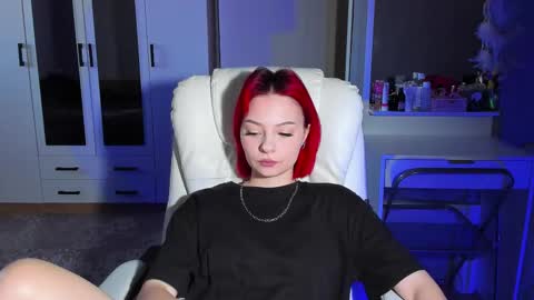 Snapshot of ellales chatting on September 30, 8:36 am ellales online show from September 30, 8:36 am