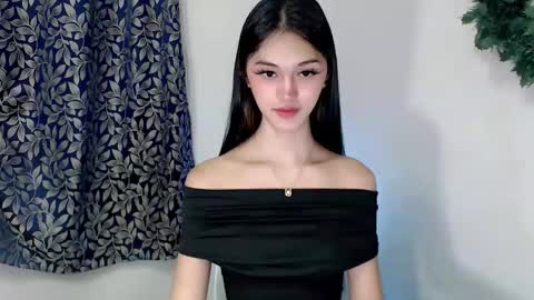 ELLA online show from October 26, 9:03 pm