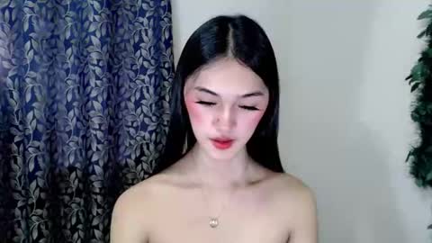 Snapshot of ellamiller69 chatting on September 16, 12:45 am ELLA online show from September 16, 12:45 am