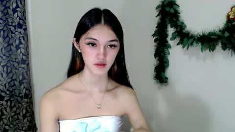 Snapshot of ellamiller69 chatting on September 25, 10:06 pm ELLA online show from September 25, 10:06 pm