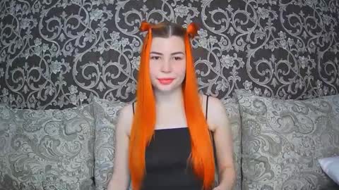 EllaNuar online show from November 17, 2:47 am