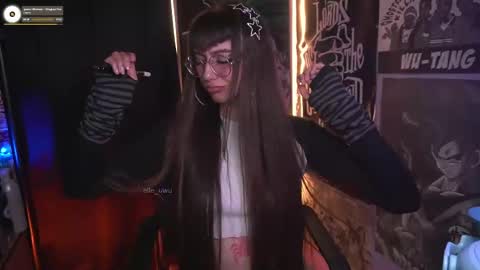 follow me on instagram .    online show from December 14, 8:04 pm