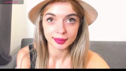 ellen_flow online show from March 12, 11:08 pm