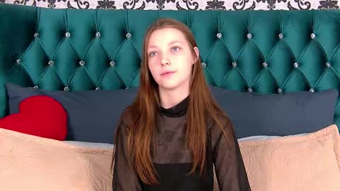 Snapshot of ellenbush chatting on October 10, 7:14 am EllenBush online show from October 10, 7:14 am