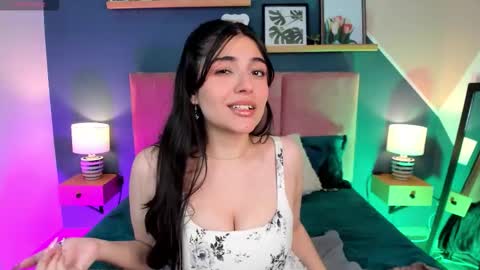 Snapshot of ellie_jhonson_ chatting on September 11, 11:39 pm  Ellie Jhonson  online show from September 11, 11:39 pm