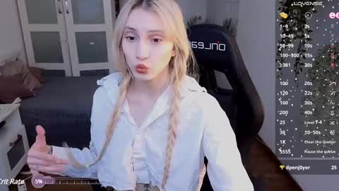 elliefrost online show from February 28, 9:23 pm