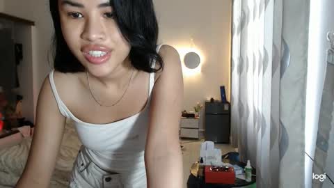 ellieyun online show from February 3, 2:53 am