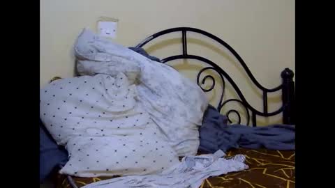 Snapshot of ellisa9 chatting on October 14, 4:37 am ellisa9 online show from October 14, 4:37 am