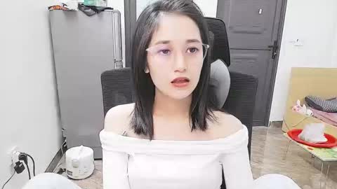 ellsa9x online show from October 22, 4:04 am