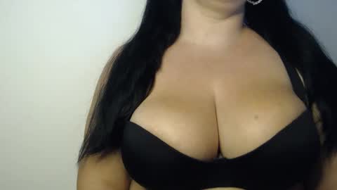 Snapshot of elly_denise chatting on September 21, 6:56 pm Denise online show from September 21, 6:56 pm