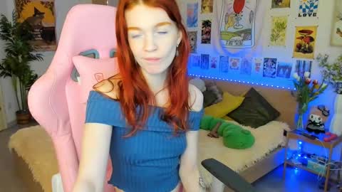 Elly     Fansly  online show from March 9, 8:07 am