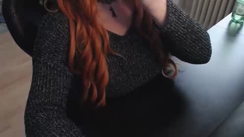 Elly online show from October 29, 2:30 pm