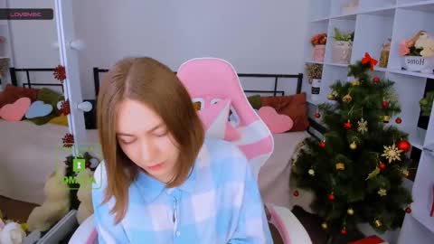 elma_lily online show from January 12, 8:21 am