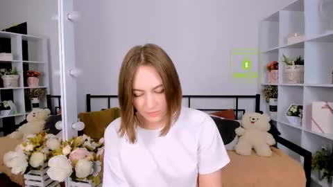 elma_lily online show from November 29, 7:49 am