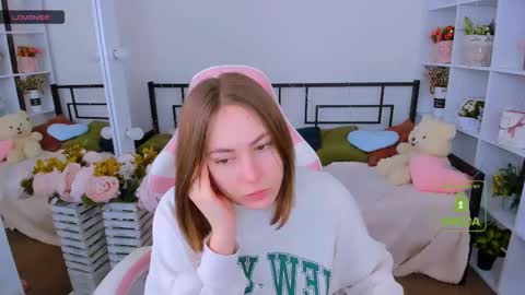 elma_lily online show from February 5, 8:18 am