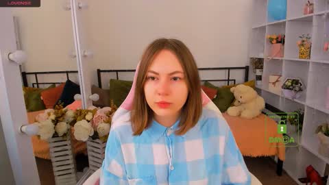 elma_lily online show from February 22, 9:13 am