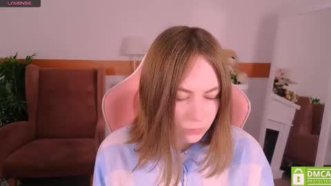 elma_lily online show from February 19, 9:19 am