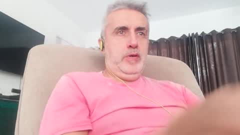 fer online show from February 9, 6:11 pm