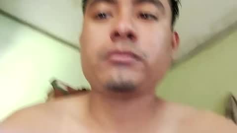 Estoy usando Telegram  online show from February 6, 4:25 pm