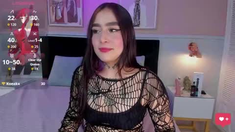 Elodie  online show from September 18, 1:26 pm