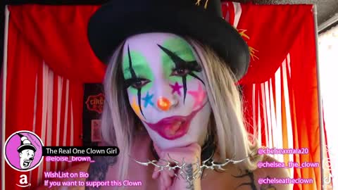 Chelsea  Please help me to reach 100 thumbs up online show from April 2, 7:32 pm