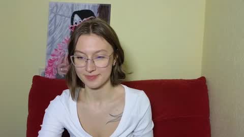 elsaangel online show from December 7, 5:15 pm