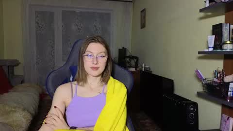 elsaangel online show from December 6, 12:51 am