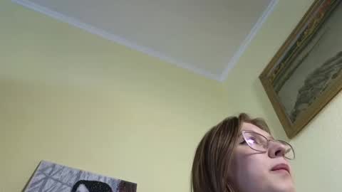 elsaangel online show from February 10, 7:04 am