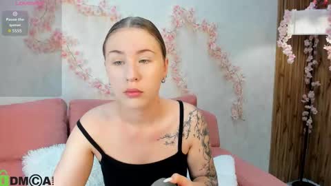Snapshot of elsie_cutties chatting on October 1, 1:05 am Elsie online show from October 1, 1:05 am
