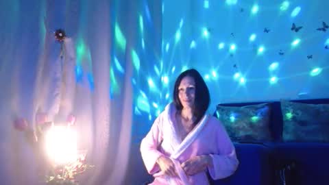 Elisa online show from February 7, 9:18 pm