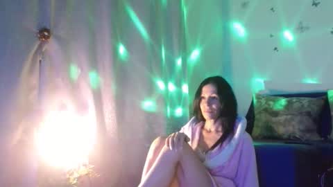 Elisa online show from November 17, 12:13 am