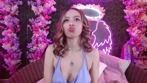 Snapshot of elysia_carter chatting on March 12, 4:56 pm Elysia online show from March 12, 4:56 pm