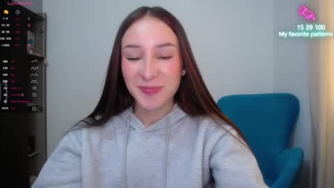  Emaa  online show from December 17, 9:32 pm