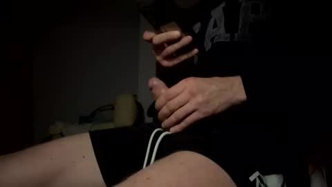 Snapshot of emanuilxxx2 chatting on October 19, 10:47 pm emanuilxxx2 online show from October 19, 10:47 pm