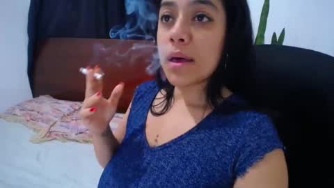 Snapshot of ember_wanda_ chatting on February 21, 8:49 pm Ember and Wanda online show from February 21, 8:49 pm