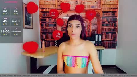 Snapshot of emeli_roushot chatting on February 15, 11:06 am Emeli online show from February 15, 11:06 am